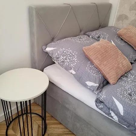 Floks Apartament * 格但斯克